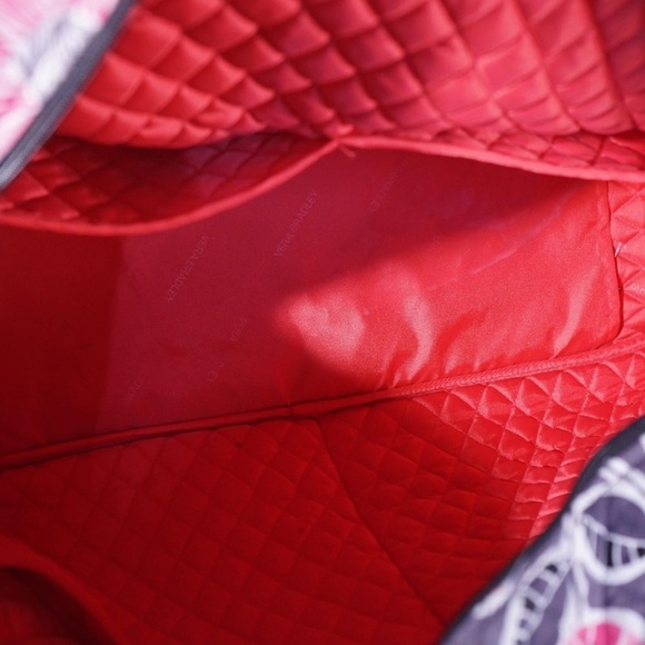 VERA BRADLEY Weekend Traveler Duffel w/Shoulder Strap Cherry Blossom - Picture 3 of 5